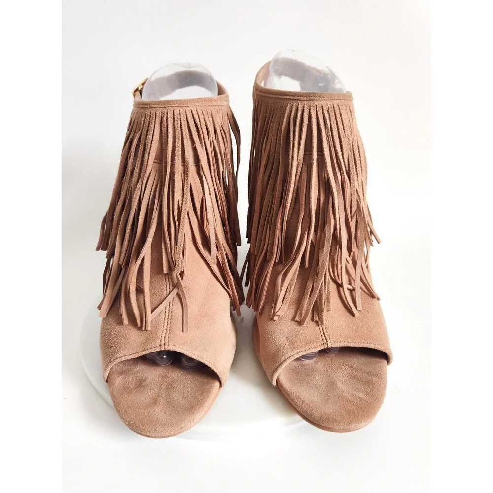 Vince Camuto Sandals 8 Fringe Block Heel Tan Suede Boho Western Tassel Peep Toe